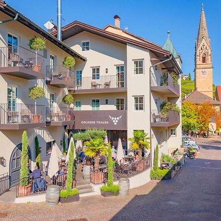 Hotel Goldene Traube แตร์เมโน ภายนอก รูปภาพ