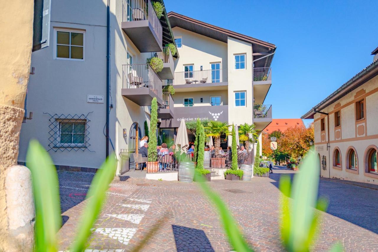 Hotel Goldene Traube แตร์เมโน ภายนอก รูปภาพ