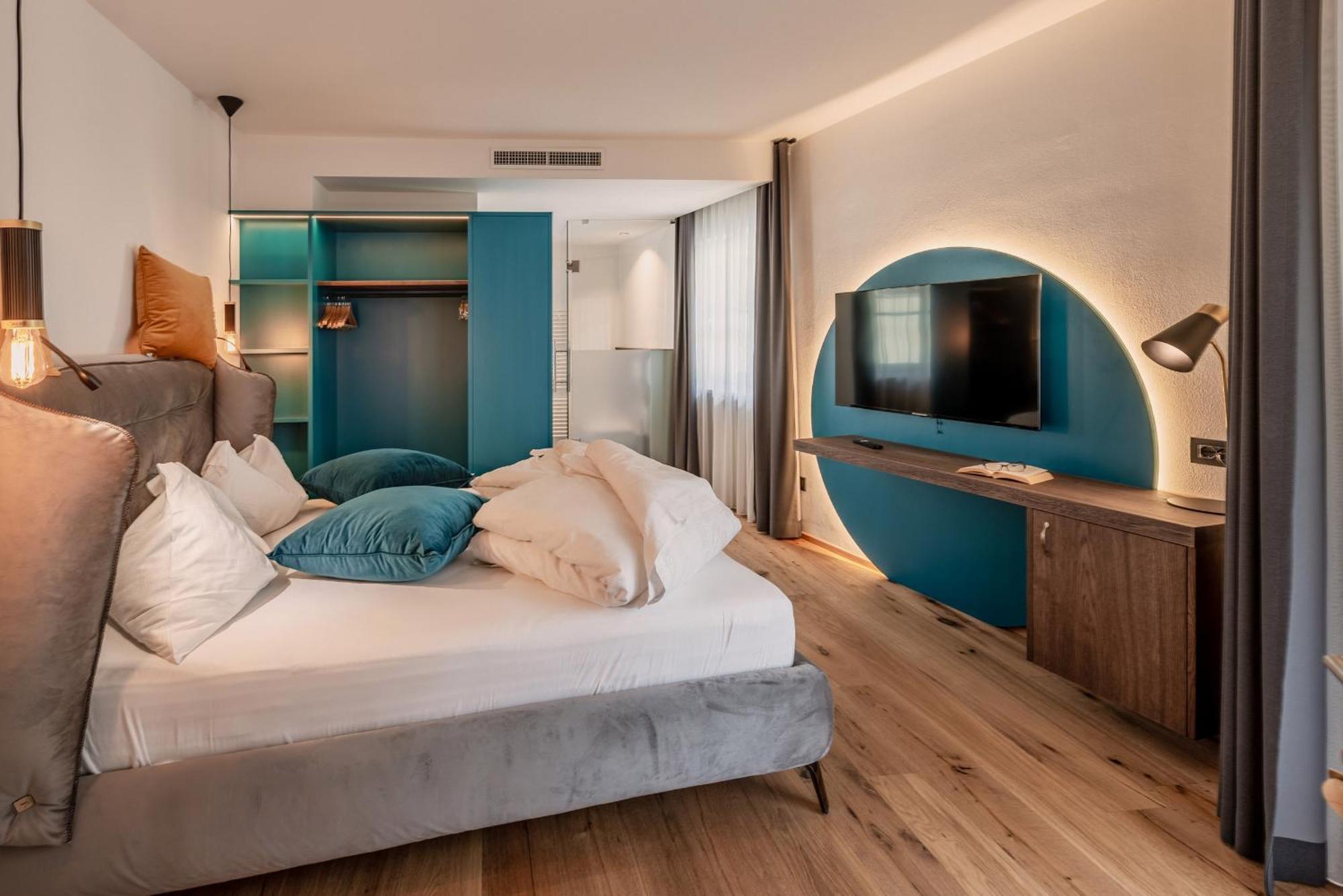 Hotel Goldene Traube แตร์เมโน ภายนอก รูปภาพ