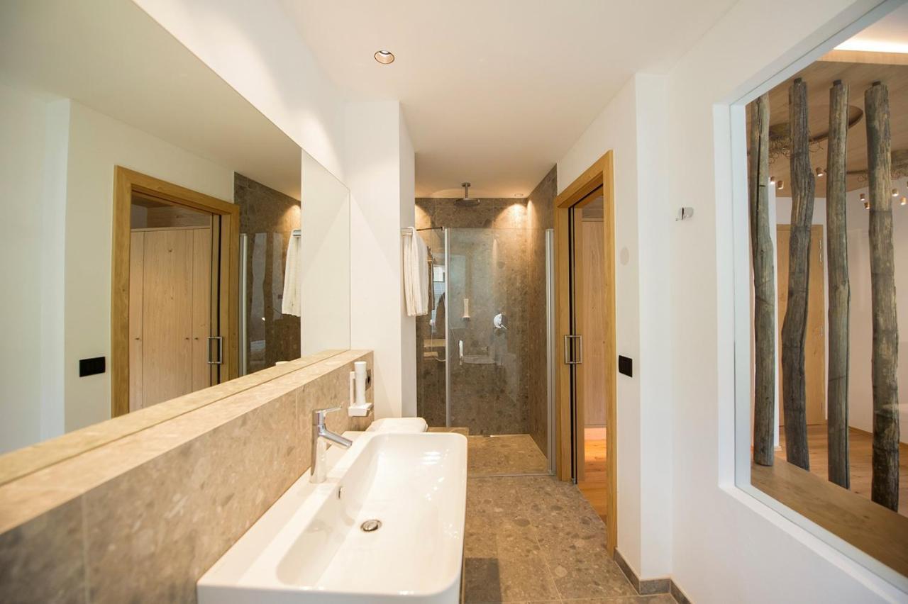 Hotel Goldene Traube แตร์เมโน ภายนอก รูปภาพ